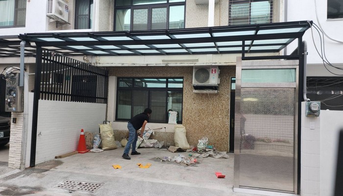 台南市東區捲門